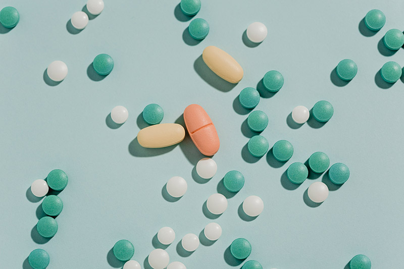 Nitrofurantoin Uses, Side Effects, Dosages, Warnings, & Interactions